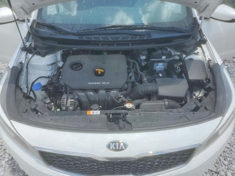 2017 KIA FORTE LX 11