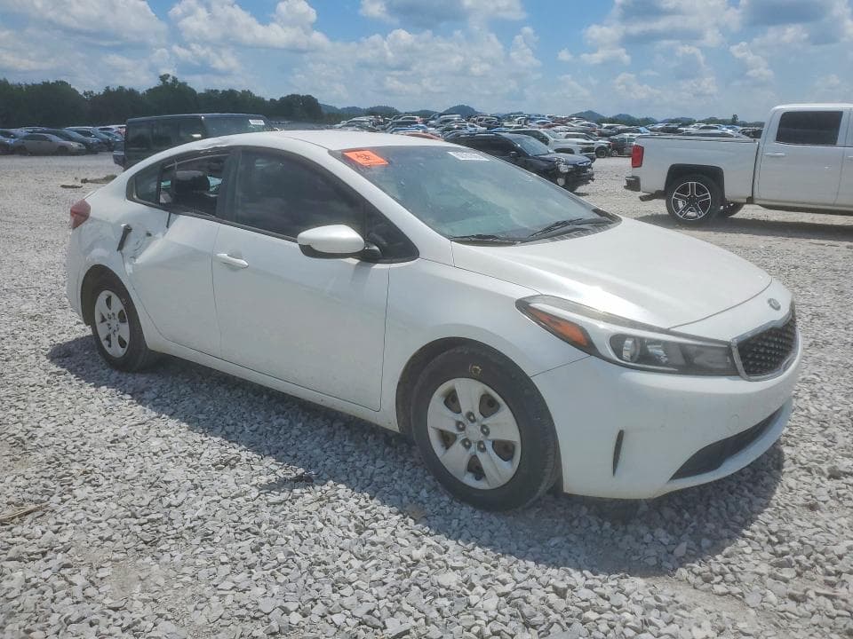 2017 KIA FORTE LX 4