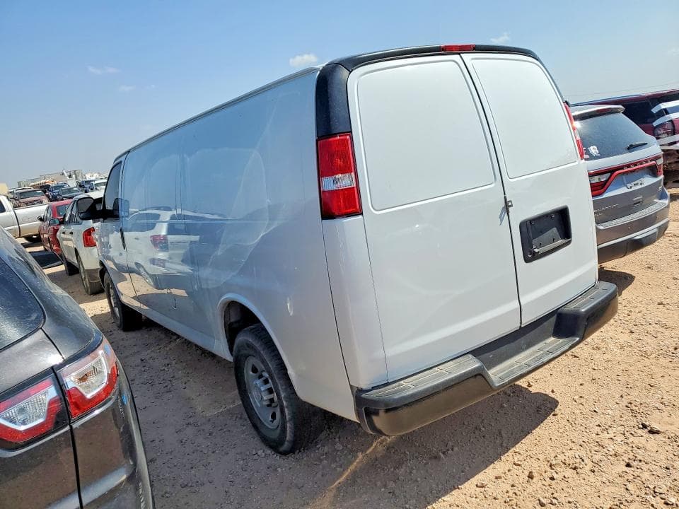 2021 CHEVROLET EXPRESS 3500 CARGO DELIVERY VAN 2