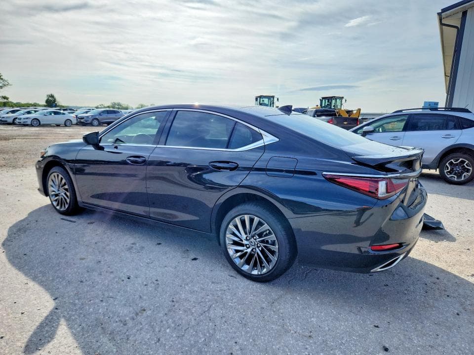 2025 LEXUS ES 350 ULTRA LUXURY 2