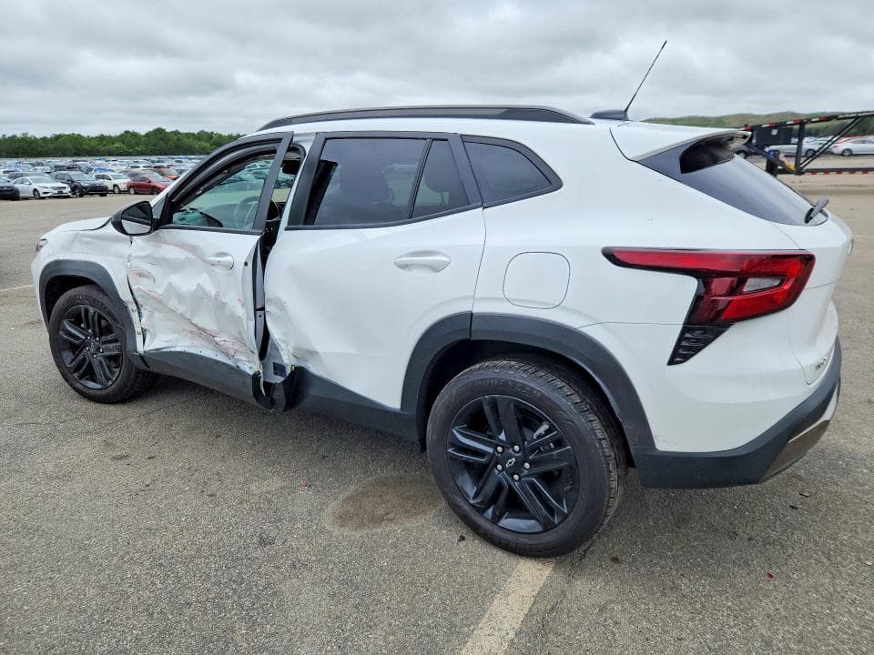 2025 CHEVROLET TRAX ACTIV 2