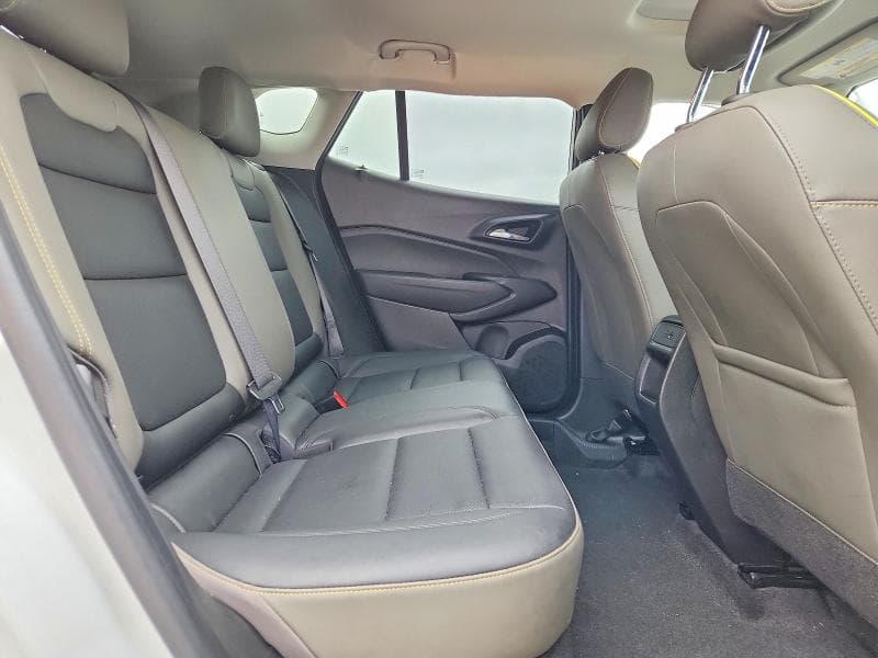 2025 CHEVROLET TRAX ACTIV 11