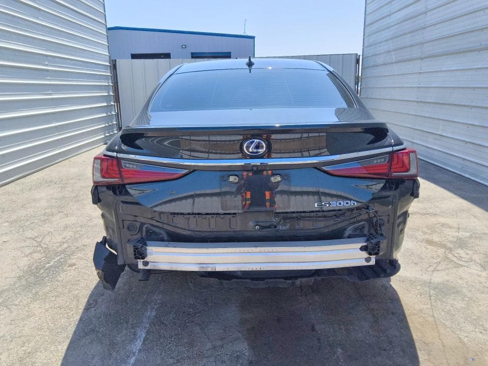 2020 LEXUS ES 300H BASE 6