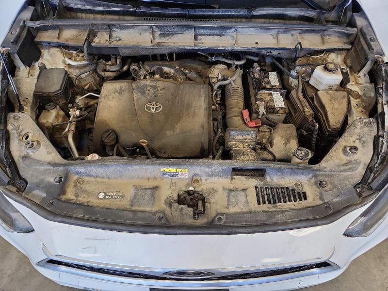 2021 TOYOTA HIGHLANDER XLE 12