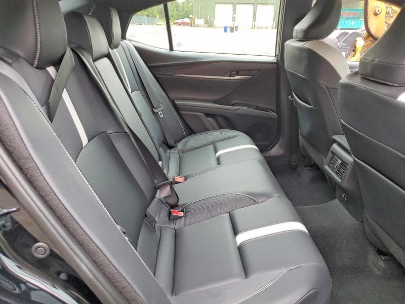 2026 TOYOTA CAMRY SE 10