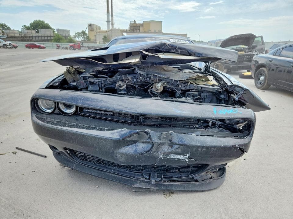 2019 DODGE CHALLENGER SXT 5