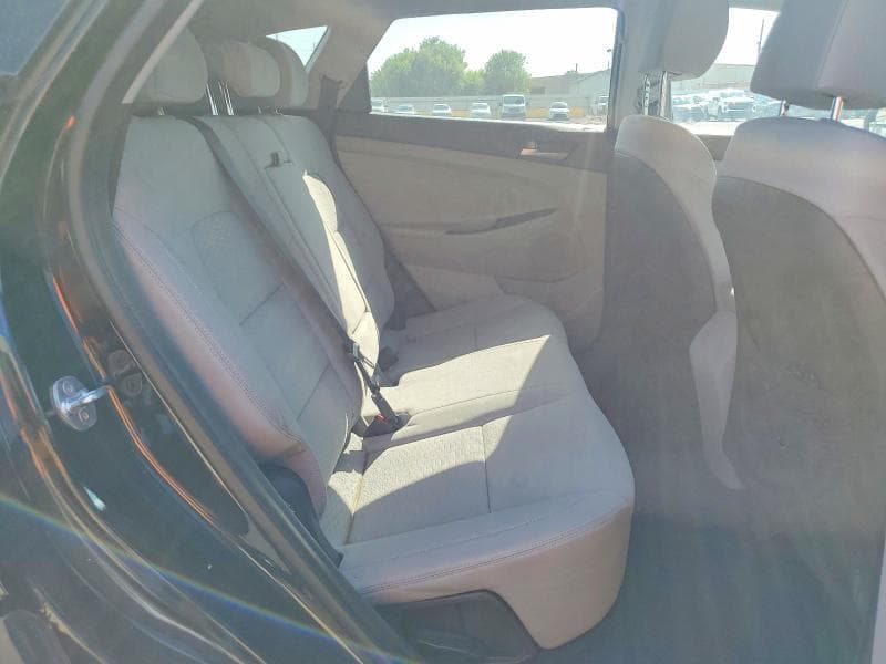 2021 HYUNDAI TUCSON SE 11