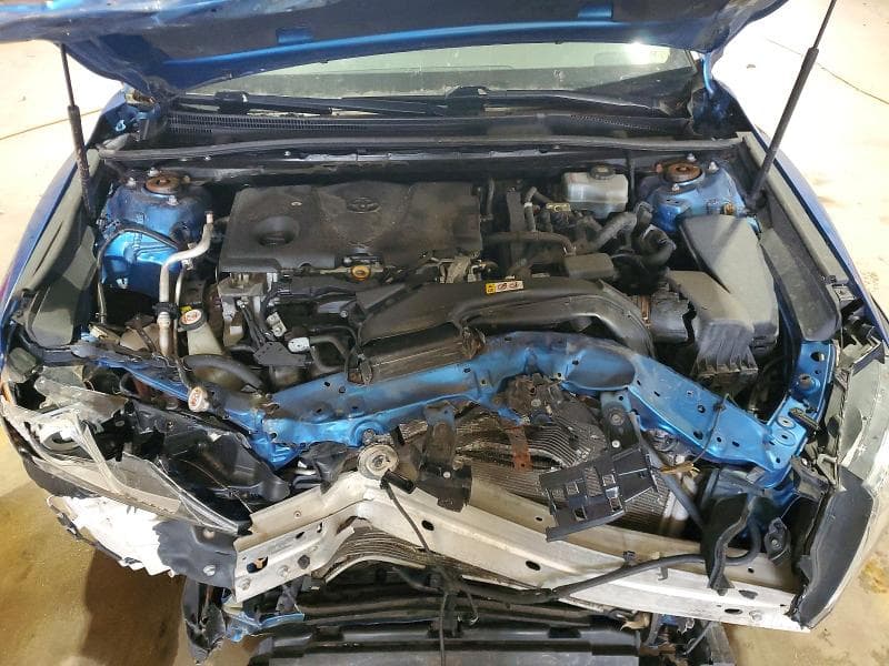 2020 TOYOTA CAMRY LE LE 11