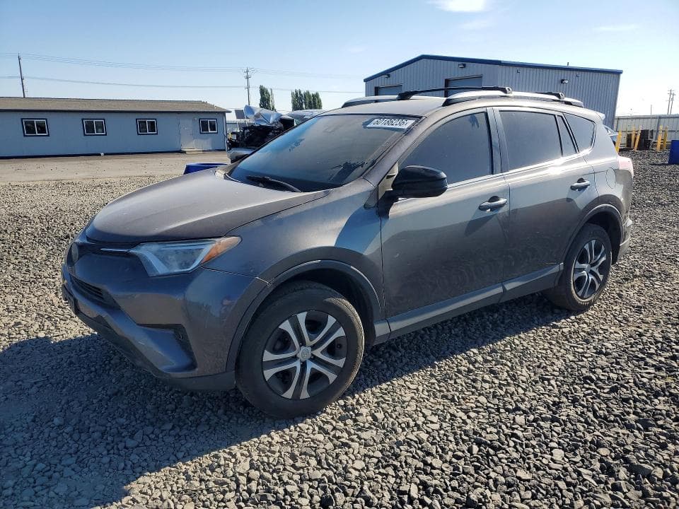 2018 TOYOTA RAV4 LE 1
