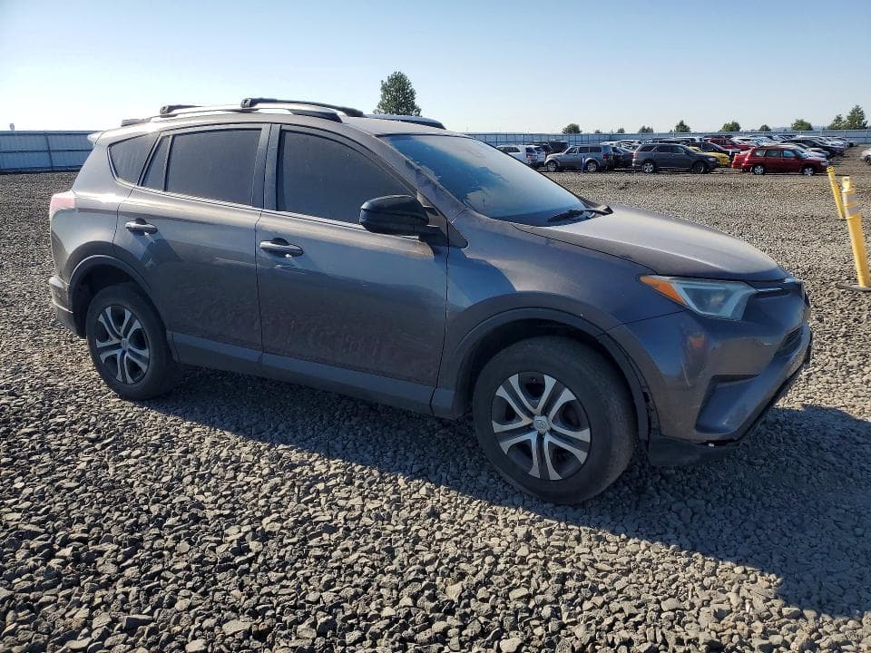 2018 TOYOTA RAV4 LE 4