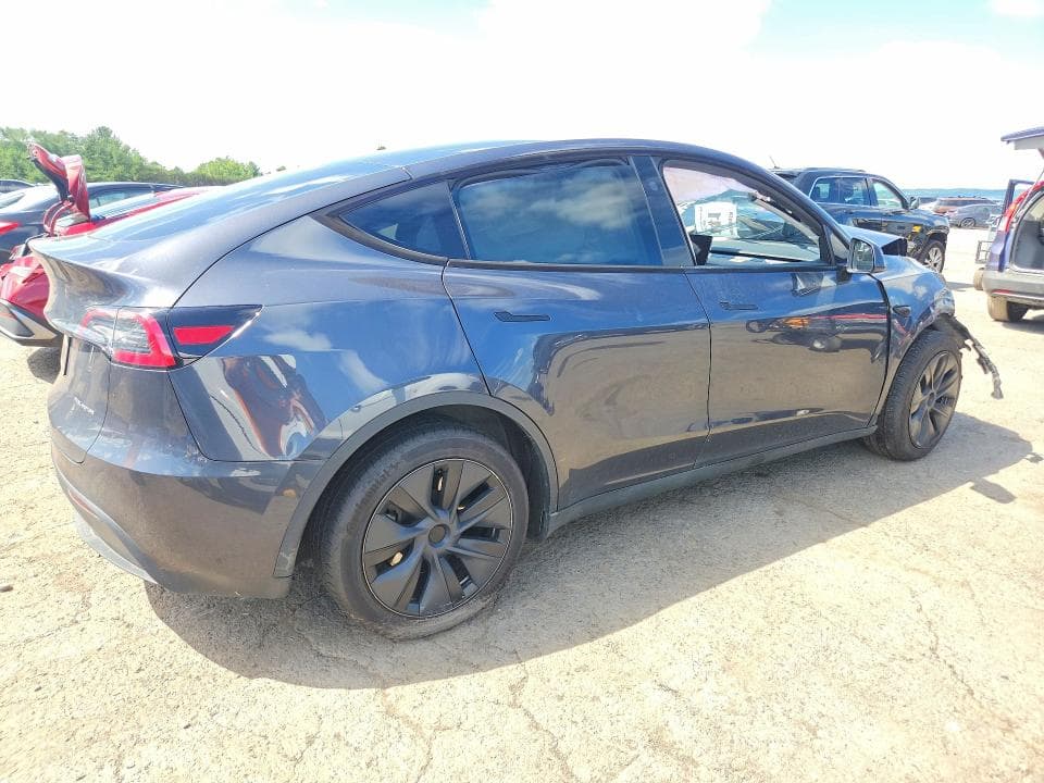 2024 TESLA MODEL Y 3