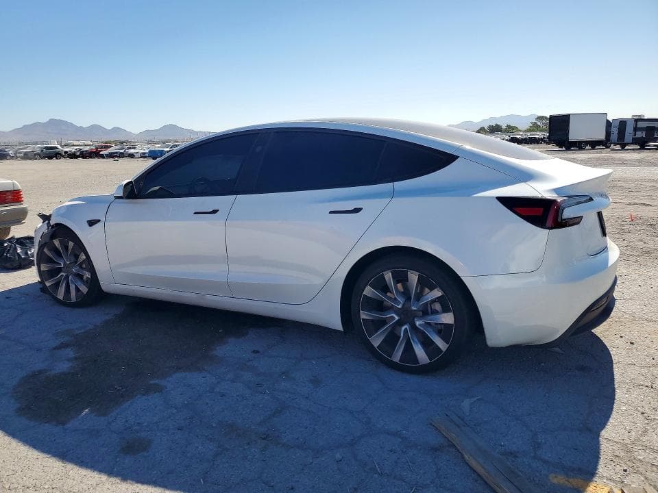 2024 TESLA MODEL 3 2