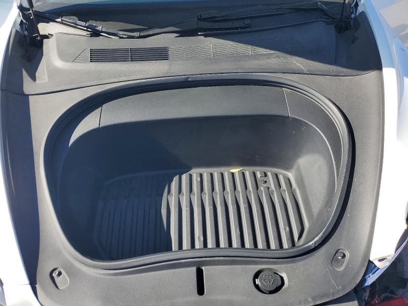 2024 TESLA MODEL 3 12