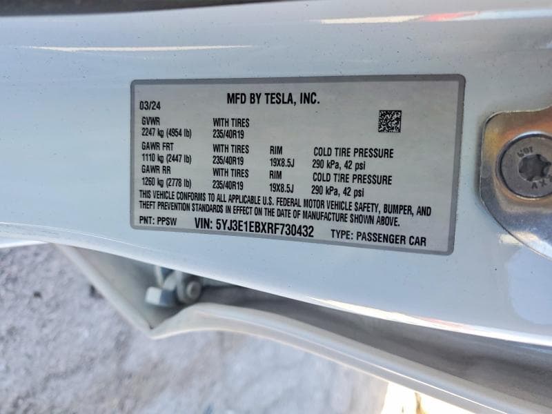 2024 TESLA MODEL 3 13