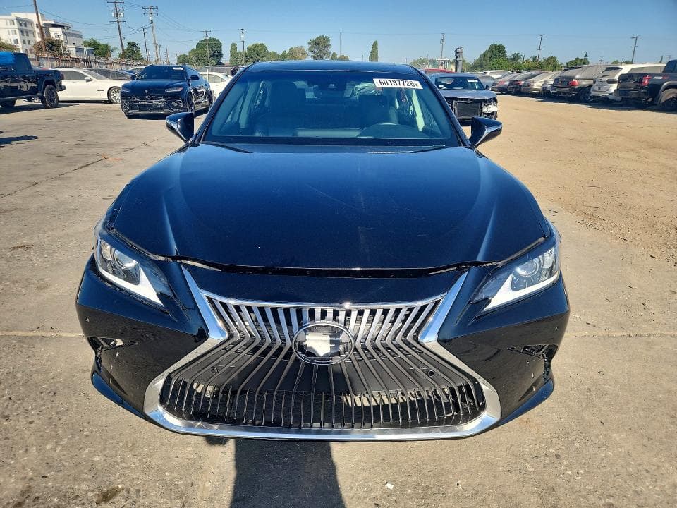 2019 LEXUS ES 300H 300H 5