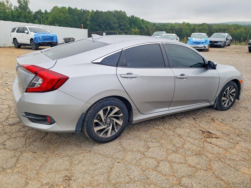 2017 HONDA CIVIC EX 3