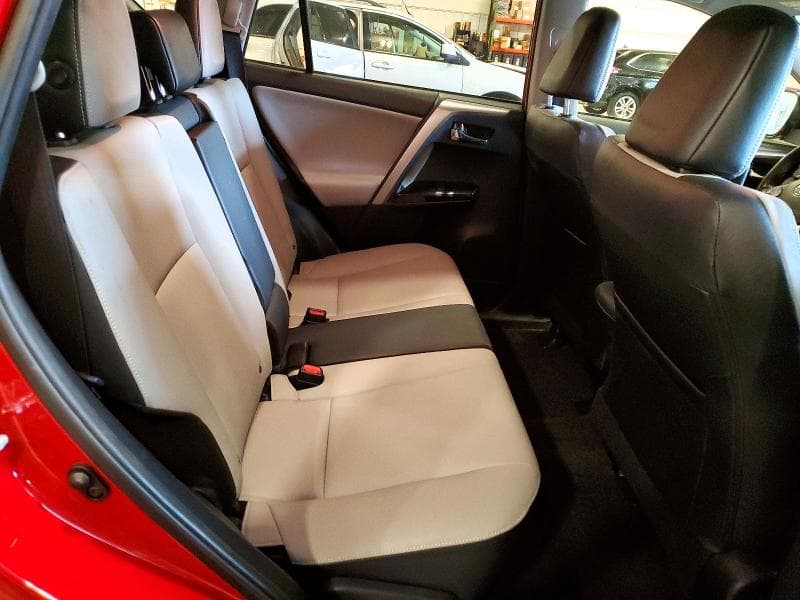 2017 TOYOTA RAV4 LIMITED 11