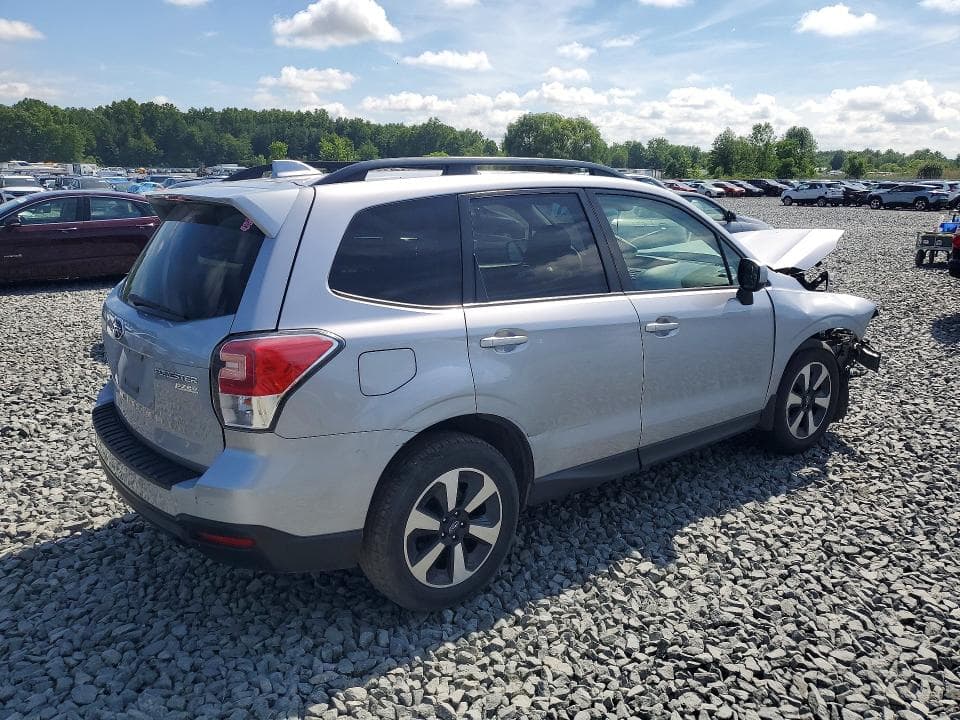 2017 SUBARU FORESTER 3