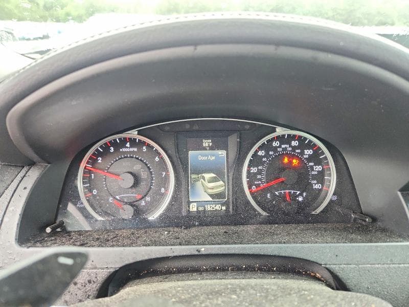 2017 TOYOTA CAMRY SE SE 9