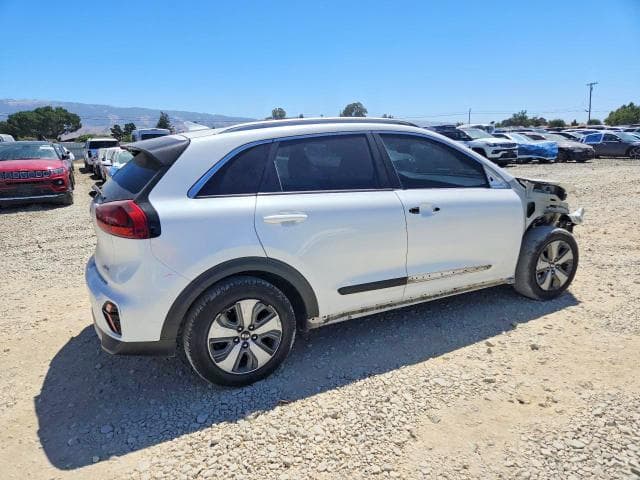 2020 KIA NIRO LX 3