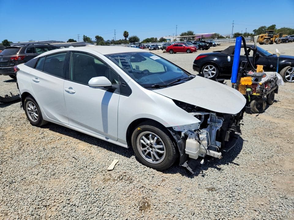 2021 TOYOTA PRIUS LE 4