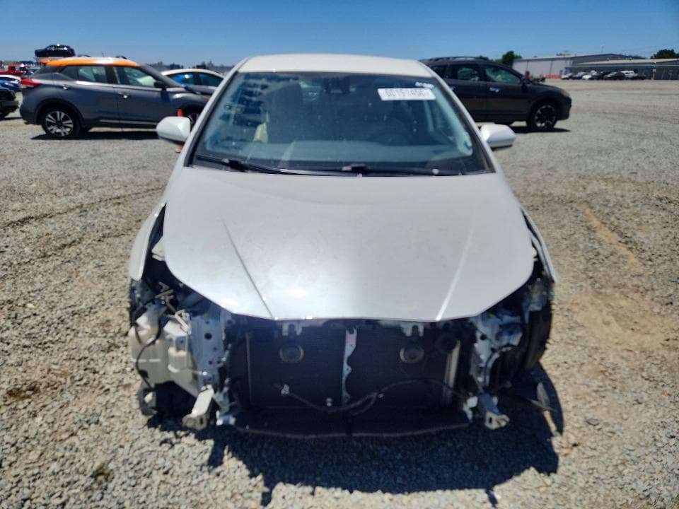 2021 TOYOTA PRIUS LE 5