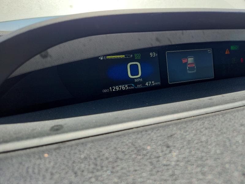 2021 TOYOTA PRIUS LE 9