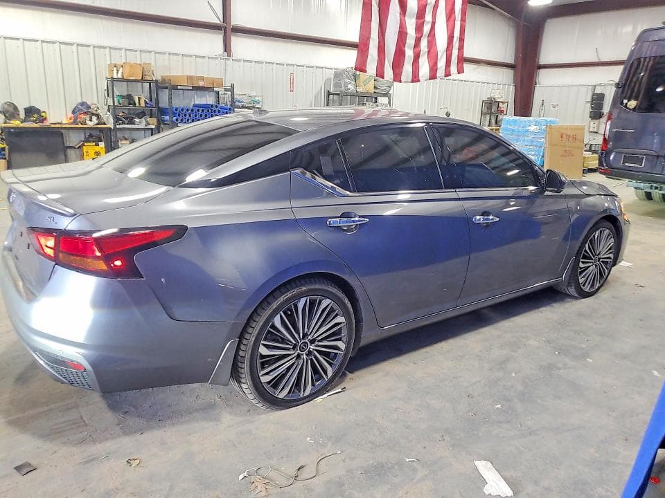2024 NISSAN ALTIMA SL 3