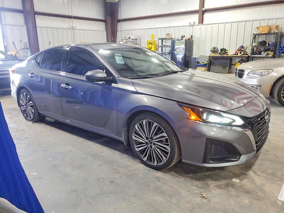 2024 NISSAN ALTIMA SL 4