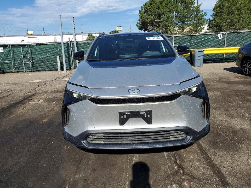 2024 TOYOTA BZ4X XLE 5