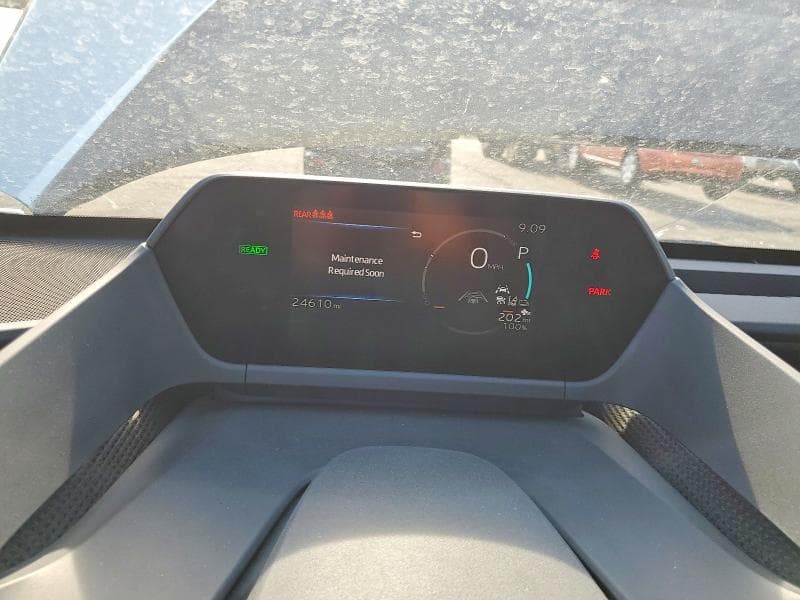 2024 TOYOTA BZ4X XLE 9