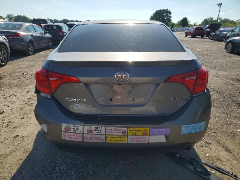 2018 TOYOTA COROLLA SE 6
