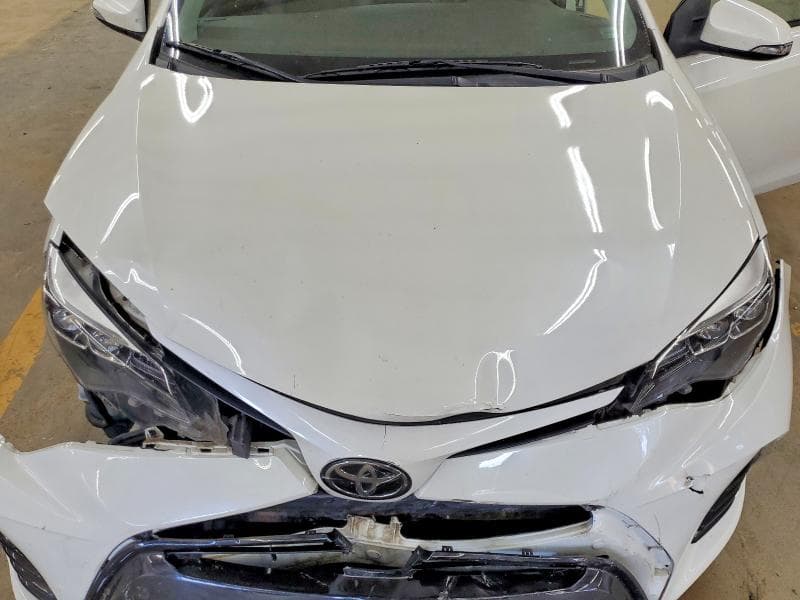 2017 TOYOTA COROLLA SE 11