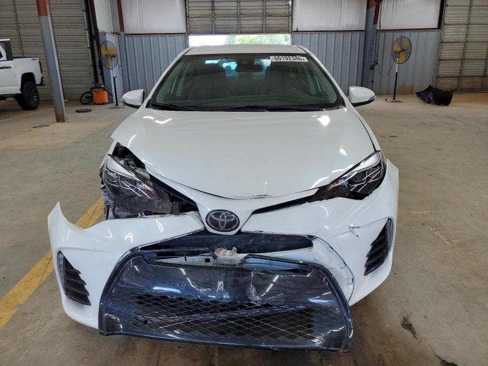 2017 TOYOTA COROLLA SE 5