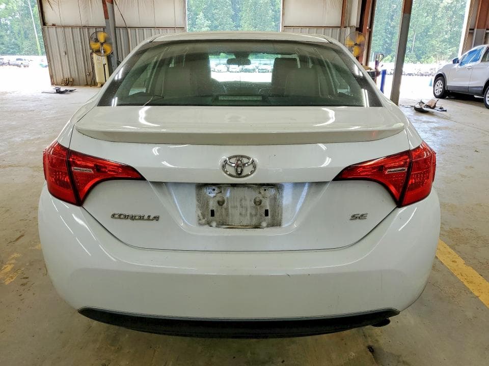 2017 TOYOTA COROLLA SE 6