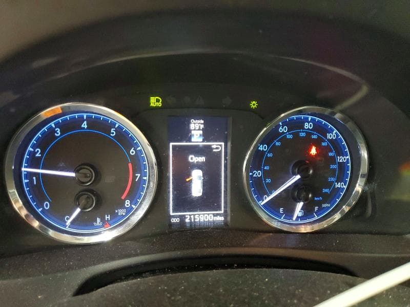 2017 TOYOTA COROLLA SE 9