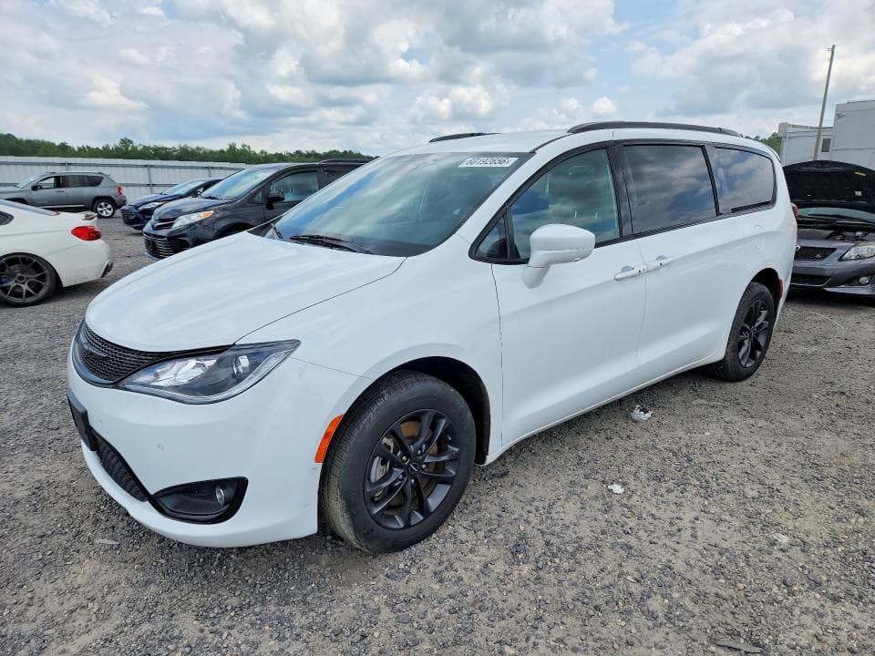 2020 CHRYSLER PACIFICA TOURING L 1