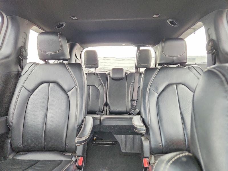 2020 CHRYSLER PACIFICA TOURING L 10