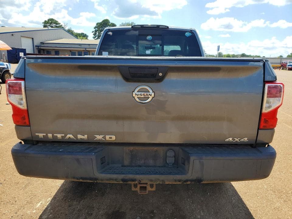 2017 NISSAN TITAN XD S S 6