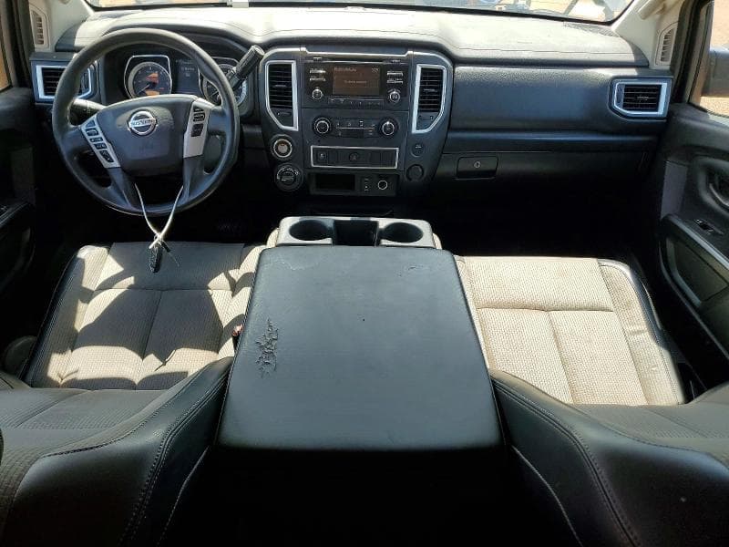 2017 NISSAN TITAN XD S S 8