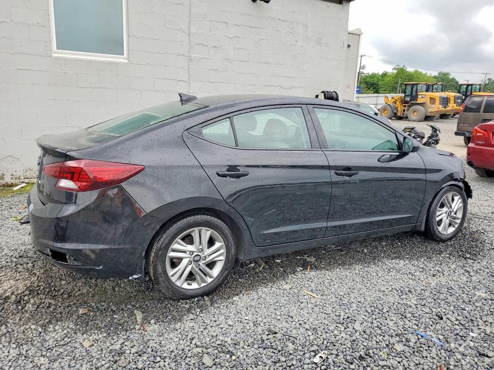 2020 HYUNDAI ELANTRA VALUE EDITION 3