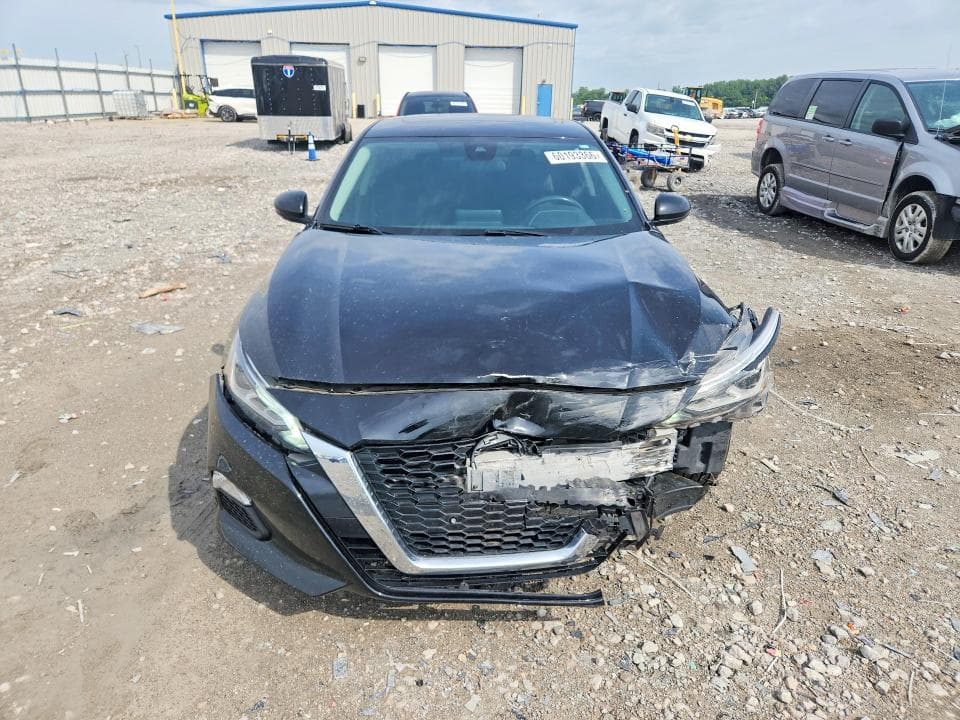 2022 NISSAN ALTIMA SV 5