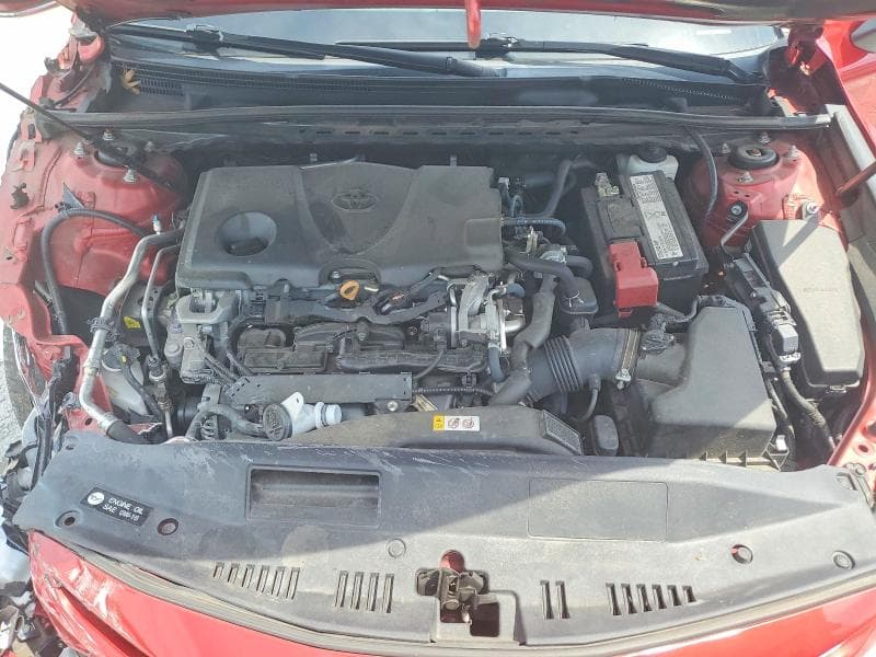 2019 TOYOTA CAMRY SE 11