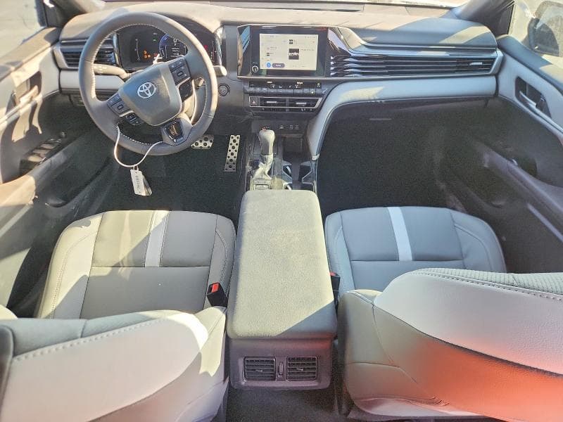 2026 TOYOTA CAMRY SE 8