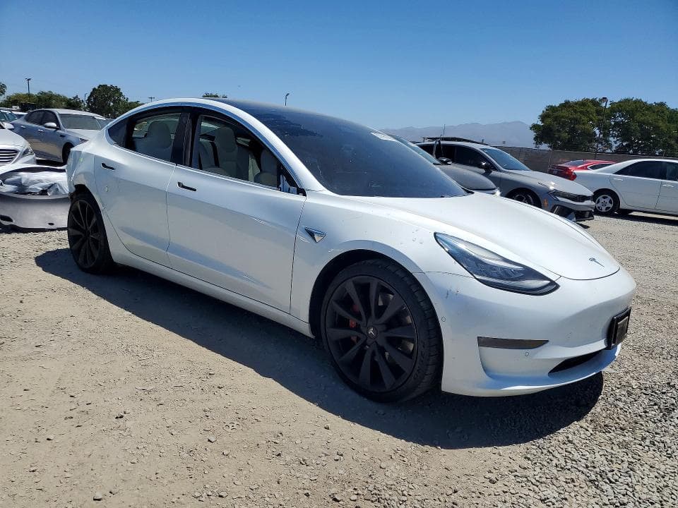 2020 TESLA MODEL 3 4