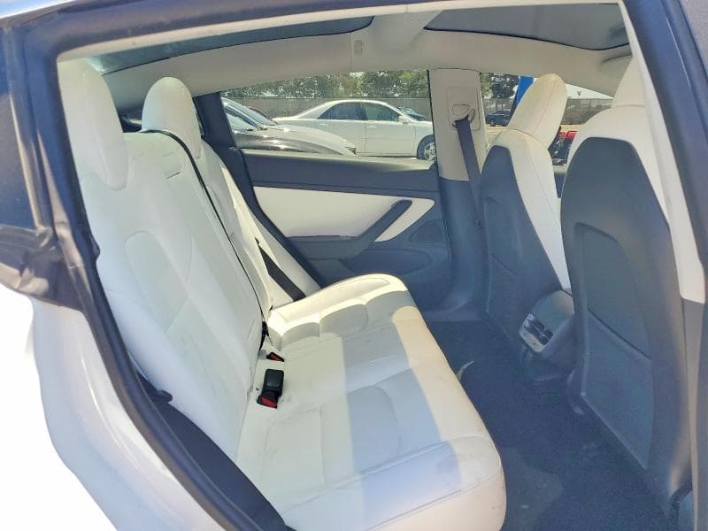 2020 TESLA MODEL 3 10