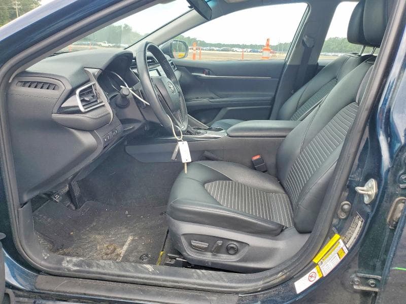 2018 TOYOTA CAMRY SE 7