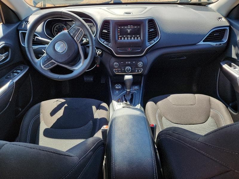2019 JEEP CHEROKEE LATITUDE 8