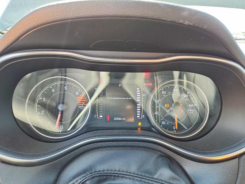 2019 JEEP CHEROKEE LATITUDE 9