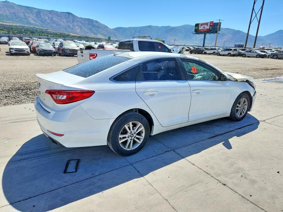 2016 HYUNDAI SONATA SE SE 3